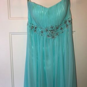 Formal Floor Length Turquoise Strapless Dress
